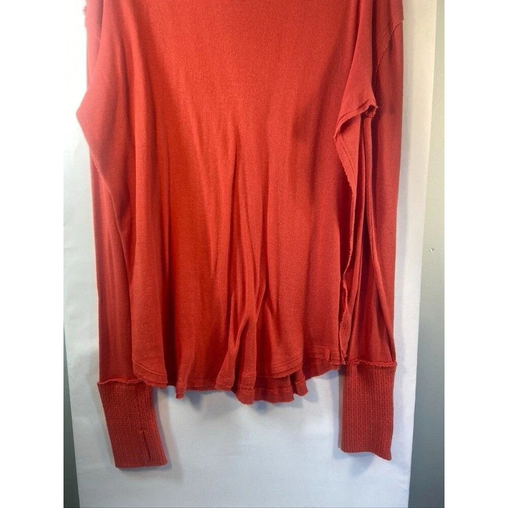 WE THE FREE WOMENS XLARGE RED LONG SLEEVE PULLOVER SWEATER NEW